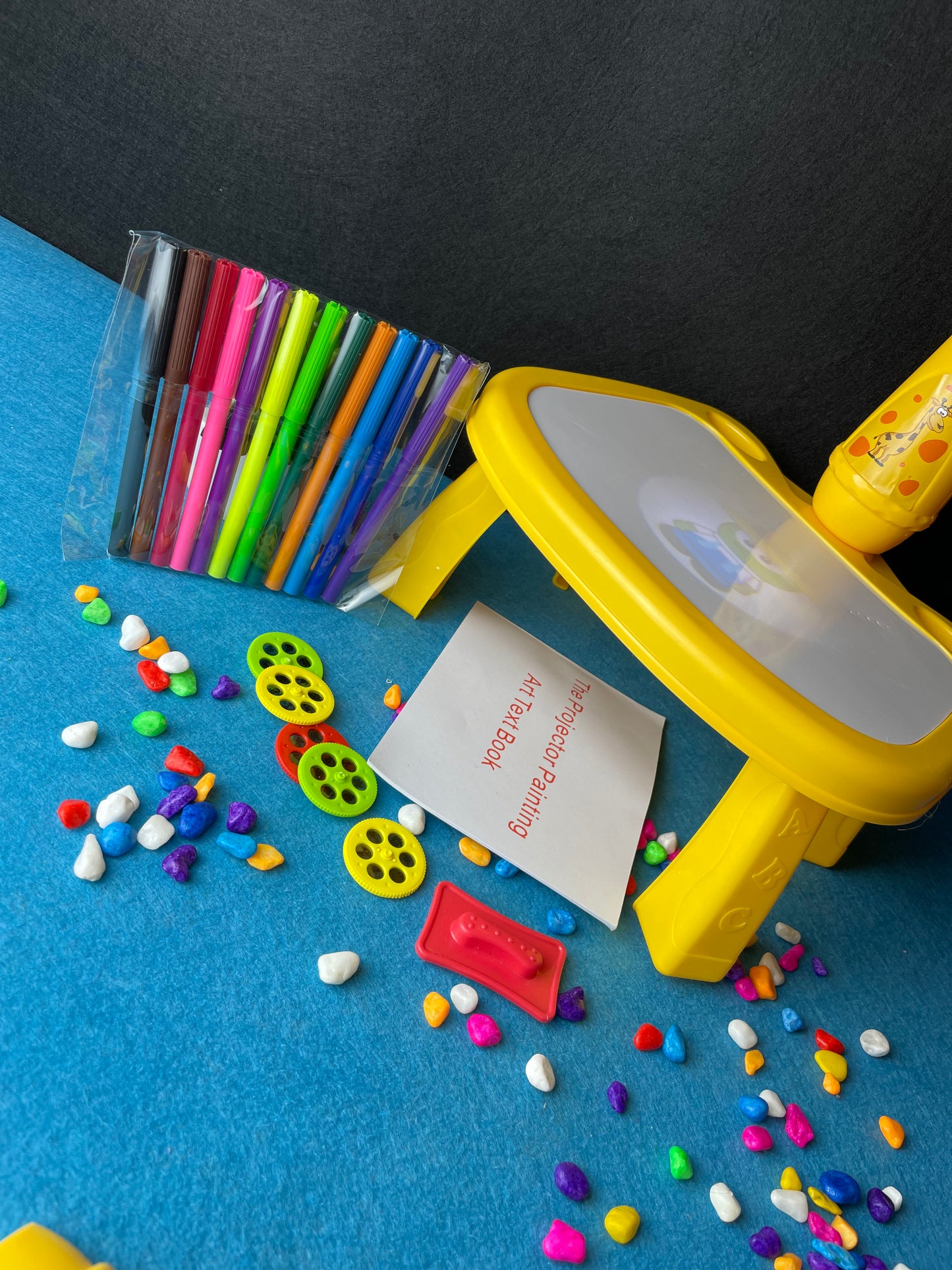 Smart Giraffe Style Projector Desk (Yellow)