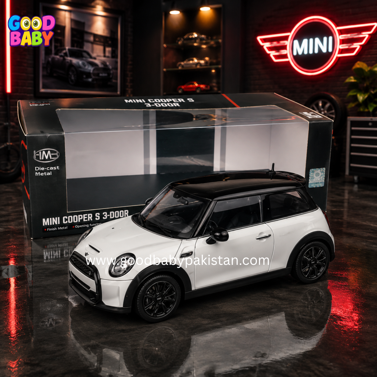1:18 Mini Cooper S 3-Door die-cast model car in yellow